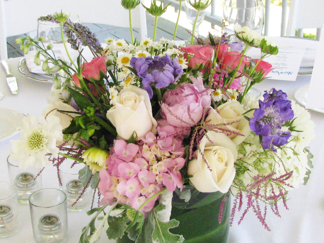 Wedding Flower Arrangements at Mirbeau | Fleur de lis Floral Design ...